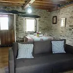 Casita Feliz Entre Montanas Y Cerca Del Mar Prázdninový dům *